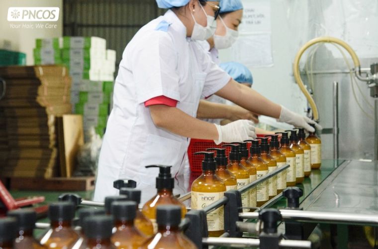 PNCOS sở hữu quy trình gia công dầu gội gừng chuyên nghiệp