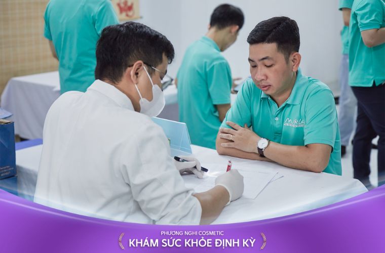 Phương Nghi khám sức khỏe 2